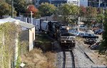 NS 8910 leads train E25 southbound at the 233mp